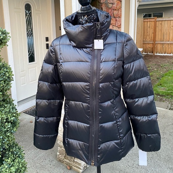 Calvin Klein puffer coat - Picture 1 of 6